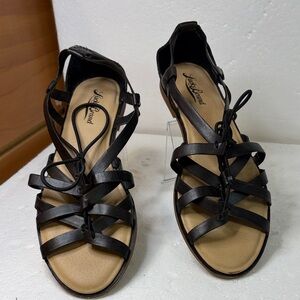 Lucky Brand Black Strappy Sandals size 6 flats